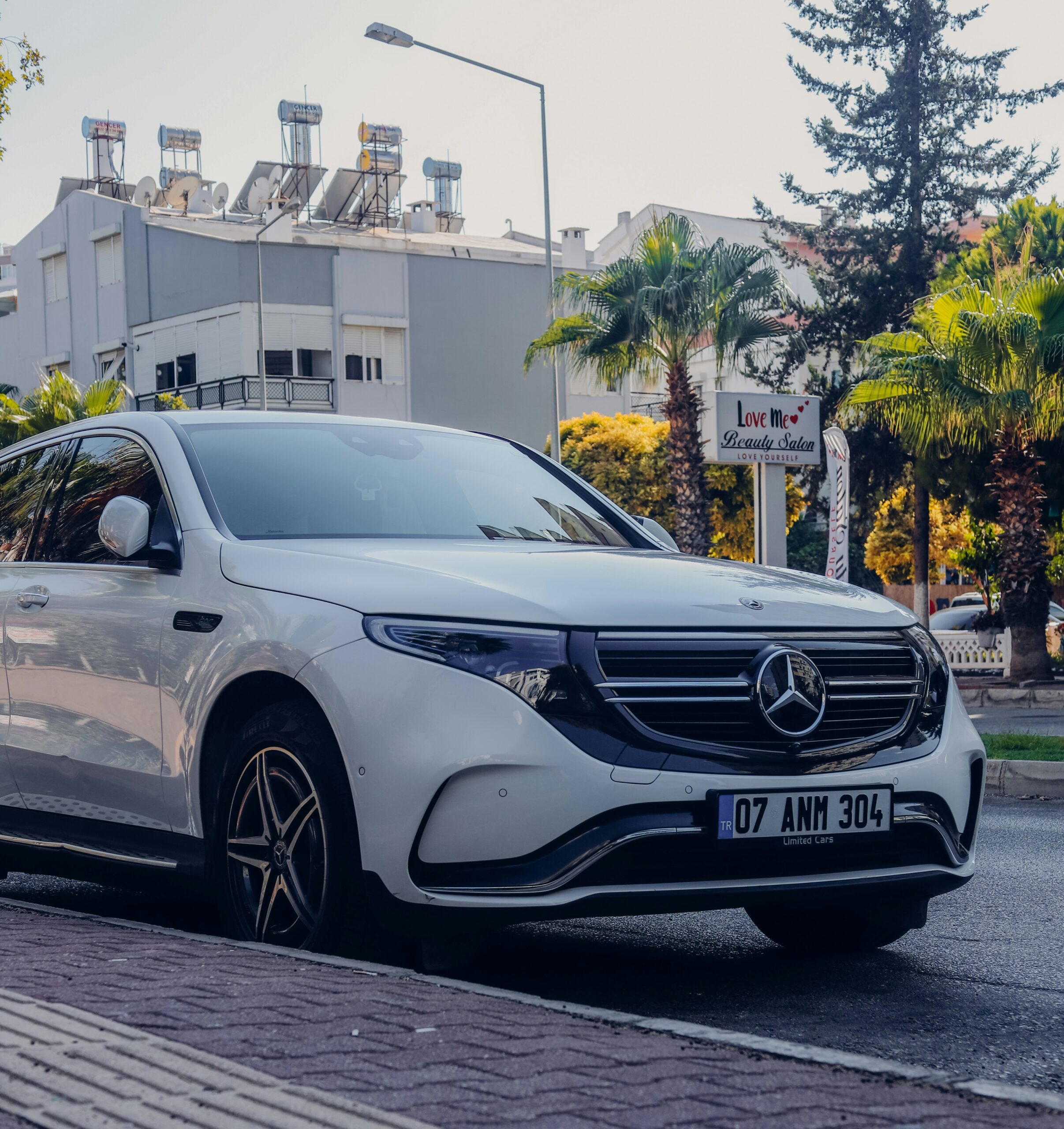 Mercedes EQC