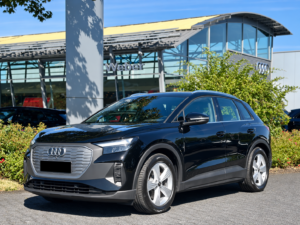 TEST: Audi Q4 e-tron (52 / 77 kWh) — Niemiecki premium elektryk na platformie MEB. Czy Q4 e-tron to najlepszy wybór w segmencie kompaktowych SUV-ów elektrycznych?
