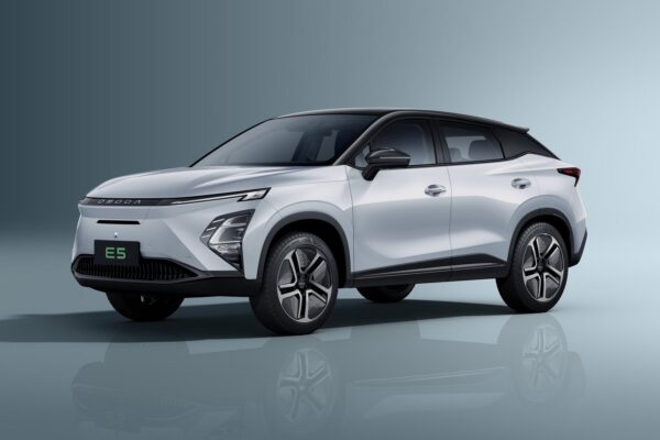 OMODA E5